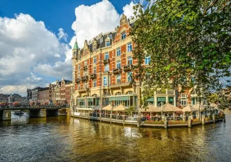 AMSTERDAM EN LIBERTE